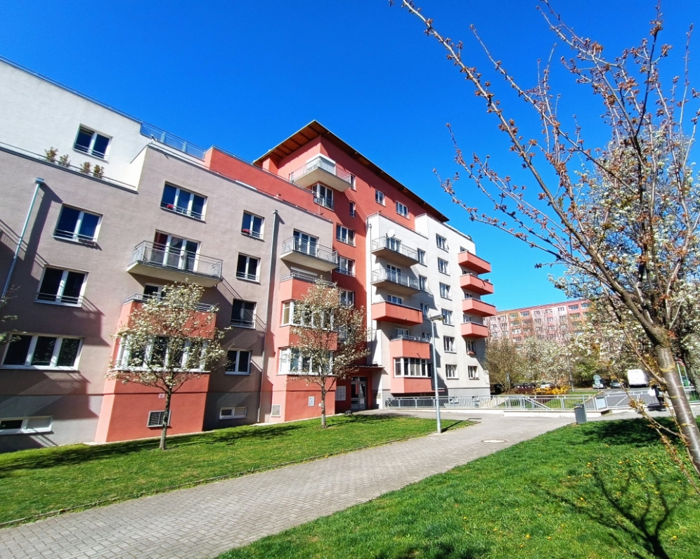 Prodej bytu 1+kk na ul.Mikanova, Praha - Záběhlice